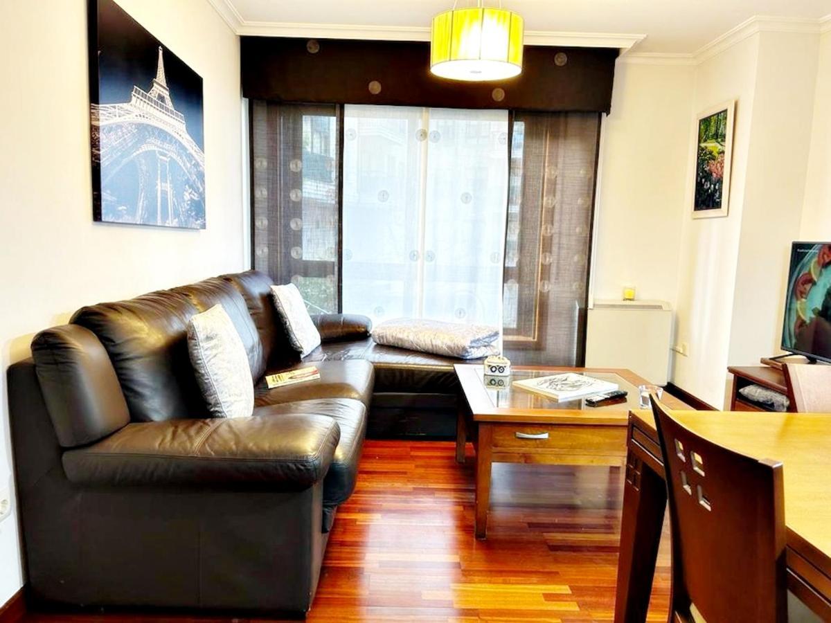 Holibai, Amiguinos, Amplia Vivienda Con Parking Al Lado De La Playa Apartment Baiona Luaran gambar